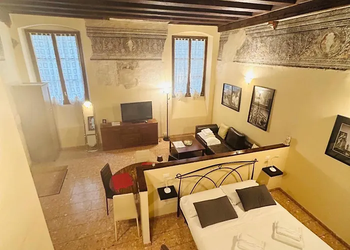 Palazzo Duomo * Verona